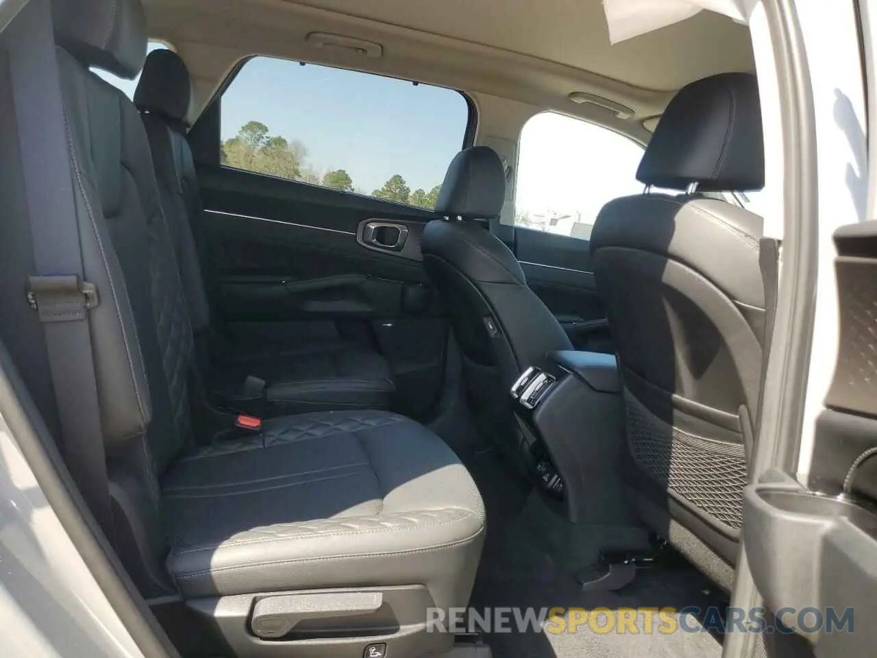 11 fotografías del automóvil dañado 5XYRKDLF6PG231613 KIA SORENTO 2023