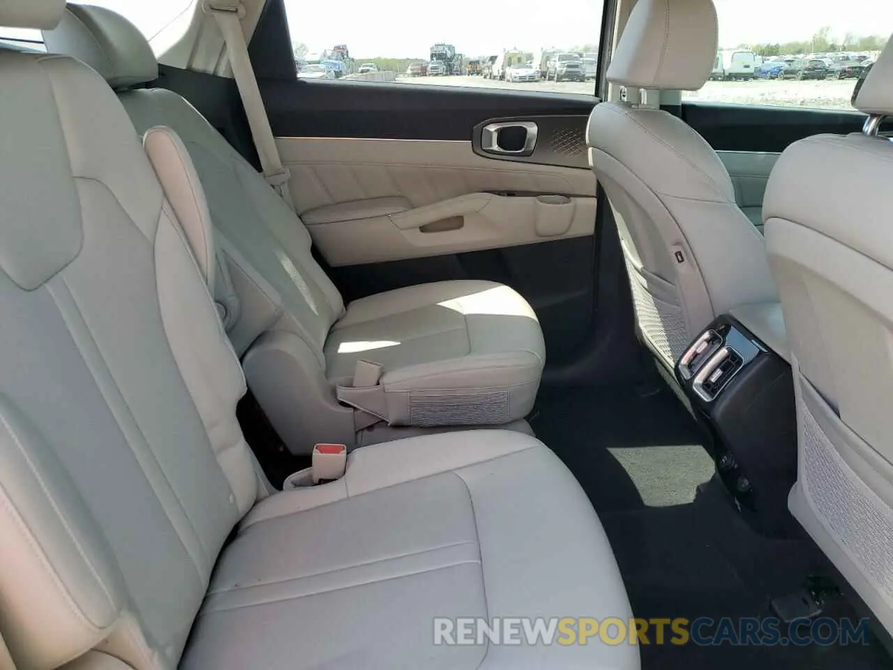 11 fotografías del automóvil dañado 5XYRKDLF7PG218403 KIA SORENTO 2023