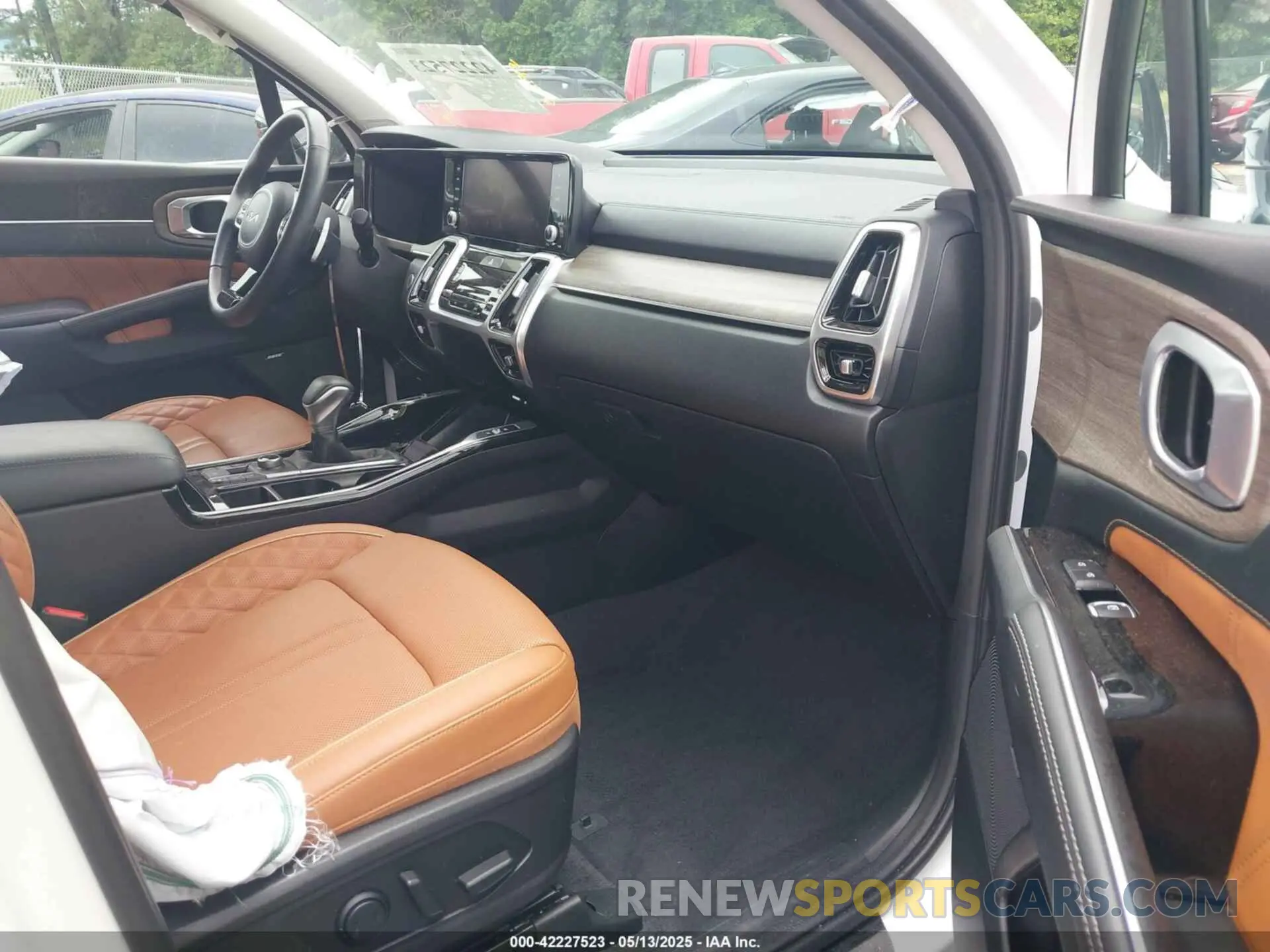 5 fotografías del automóvil dañado 5XYRKDLF7PG229269 KIA SORENTO 2023