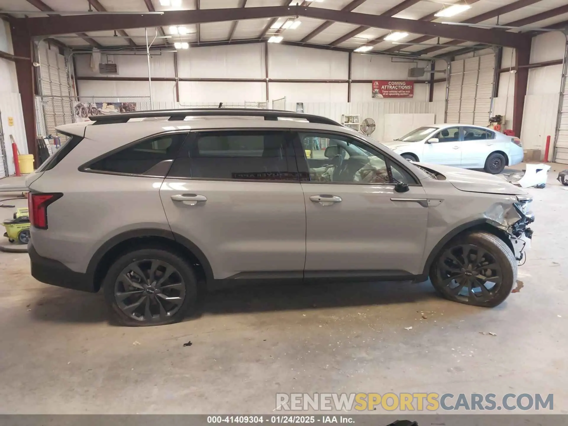 12 fotografías del automóvil dañado 5XYRKDLF9PG171214 KIA SORENTO 2023