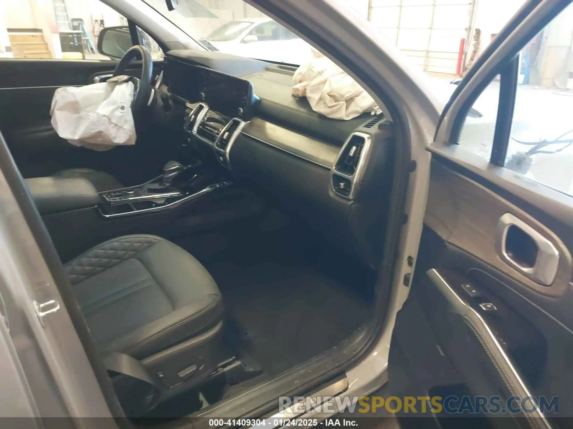 5 fotografías del automóvil dañado 5XYRKDLF9PG171214 KIA SORENTO 2023