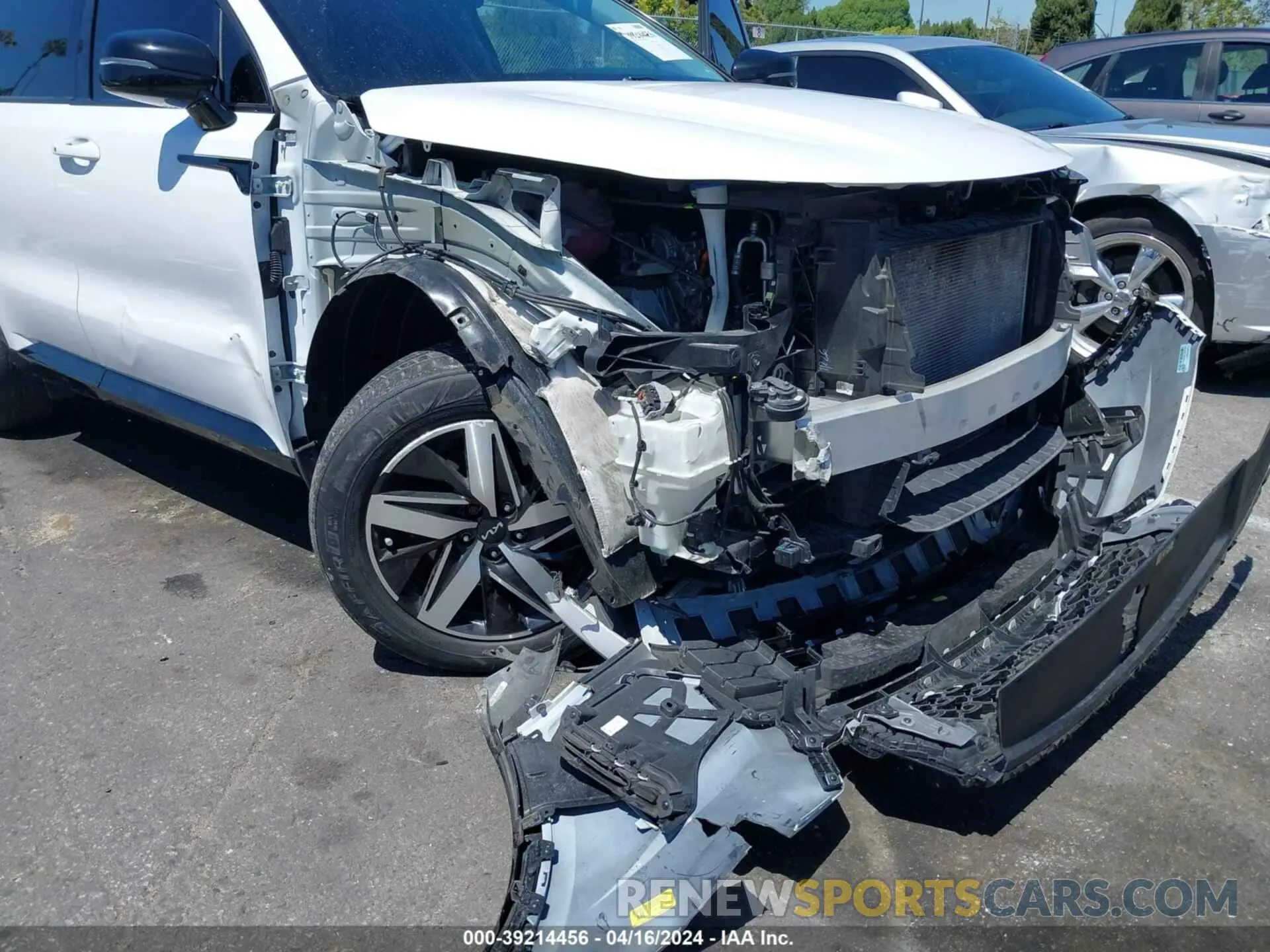 6 fotografías del automóvil dañado 5XYRL4LC0PG192505 KIA SORENTO 2023