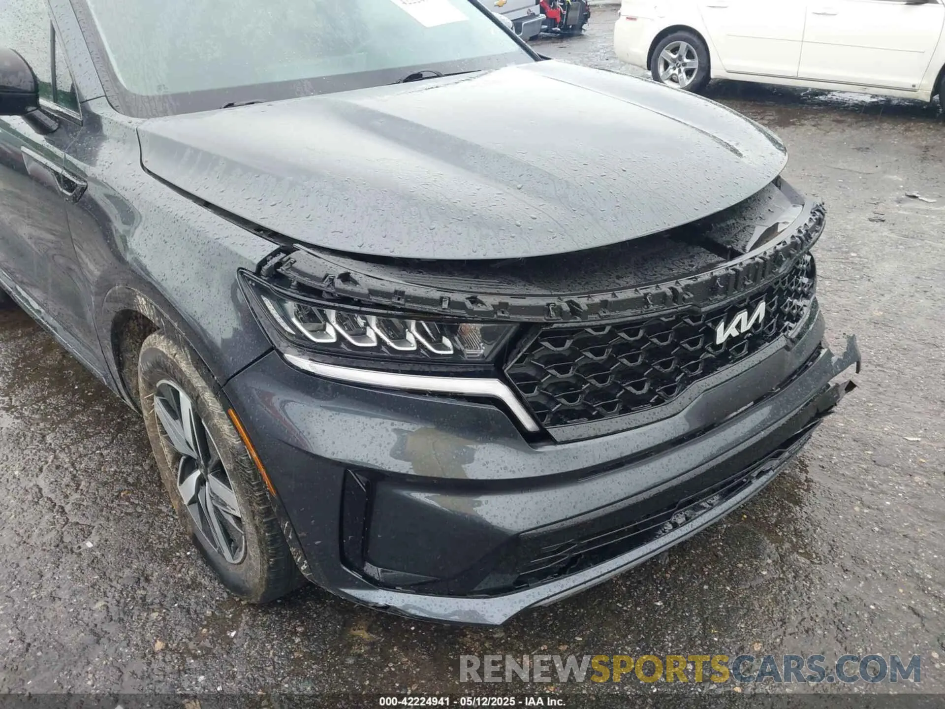 17 fotografías del automóvil dañado 5XYRL4LC2PG247794 KIA SORENTO 2023
