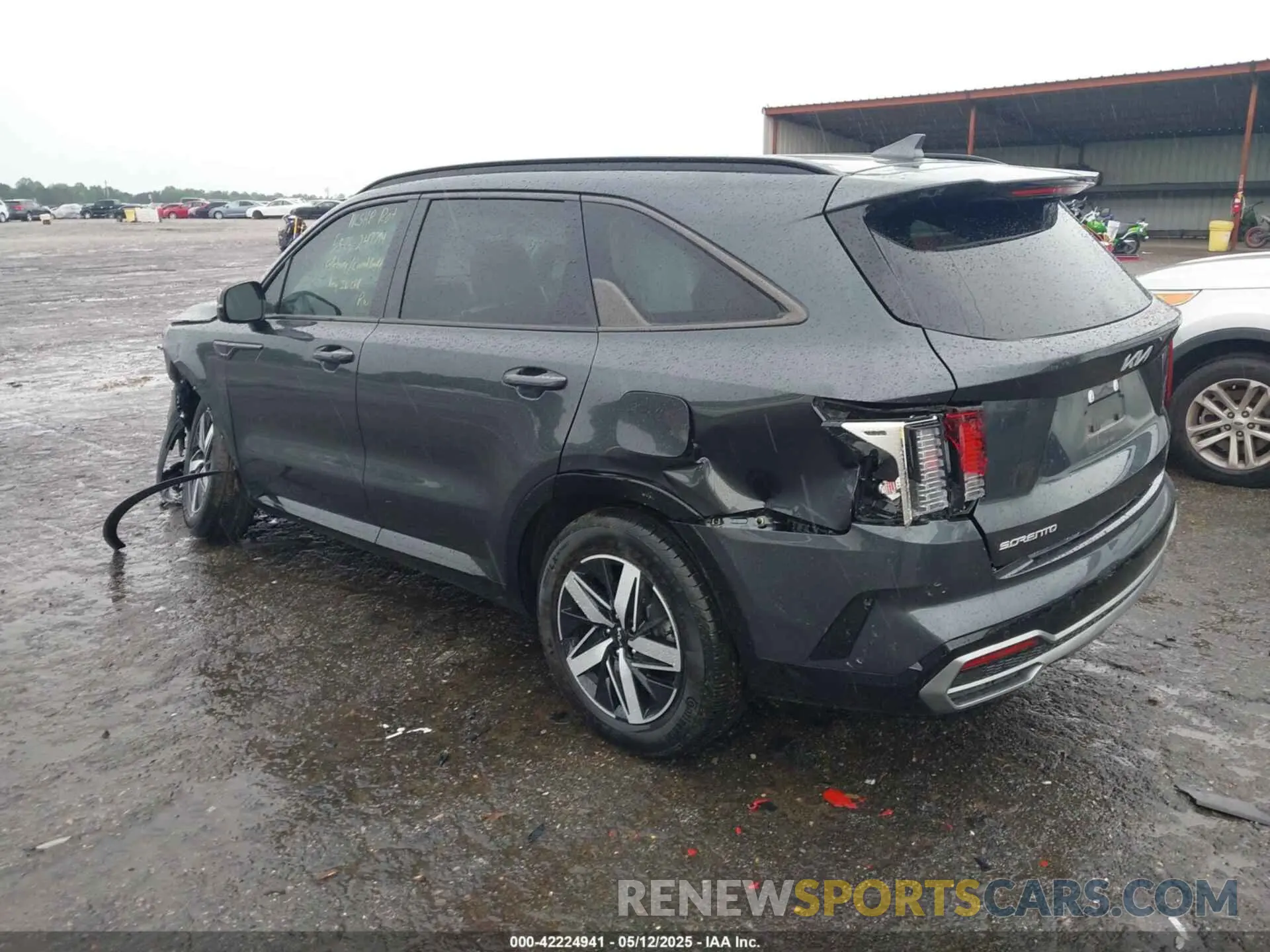 3 fotografías del automóvil dañado 5XYRL4LC2PG247794 KIA SORENTO 2023