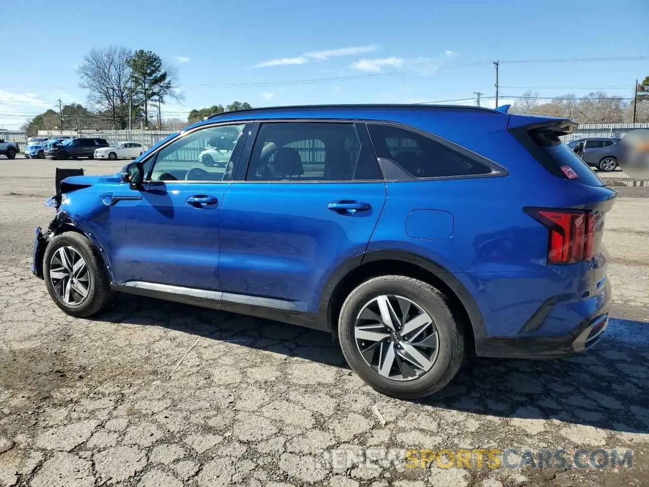2 fotografías del automóvil dañado 5XYRL4LC3PG210396 KIA SORENTO 2023