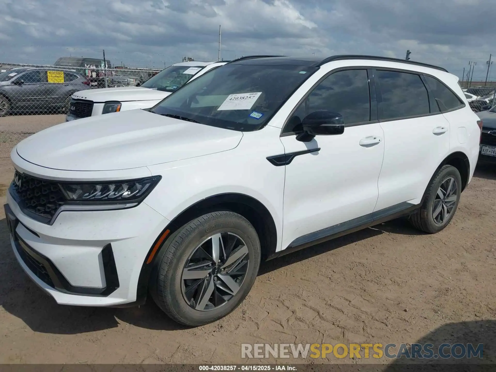 2 fotografías del automóvil dañado 5XYRL4LC5PG161914 KIA SORENTO 2023
