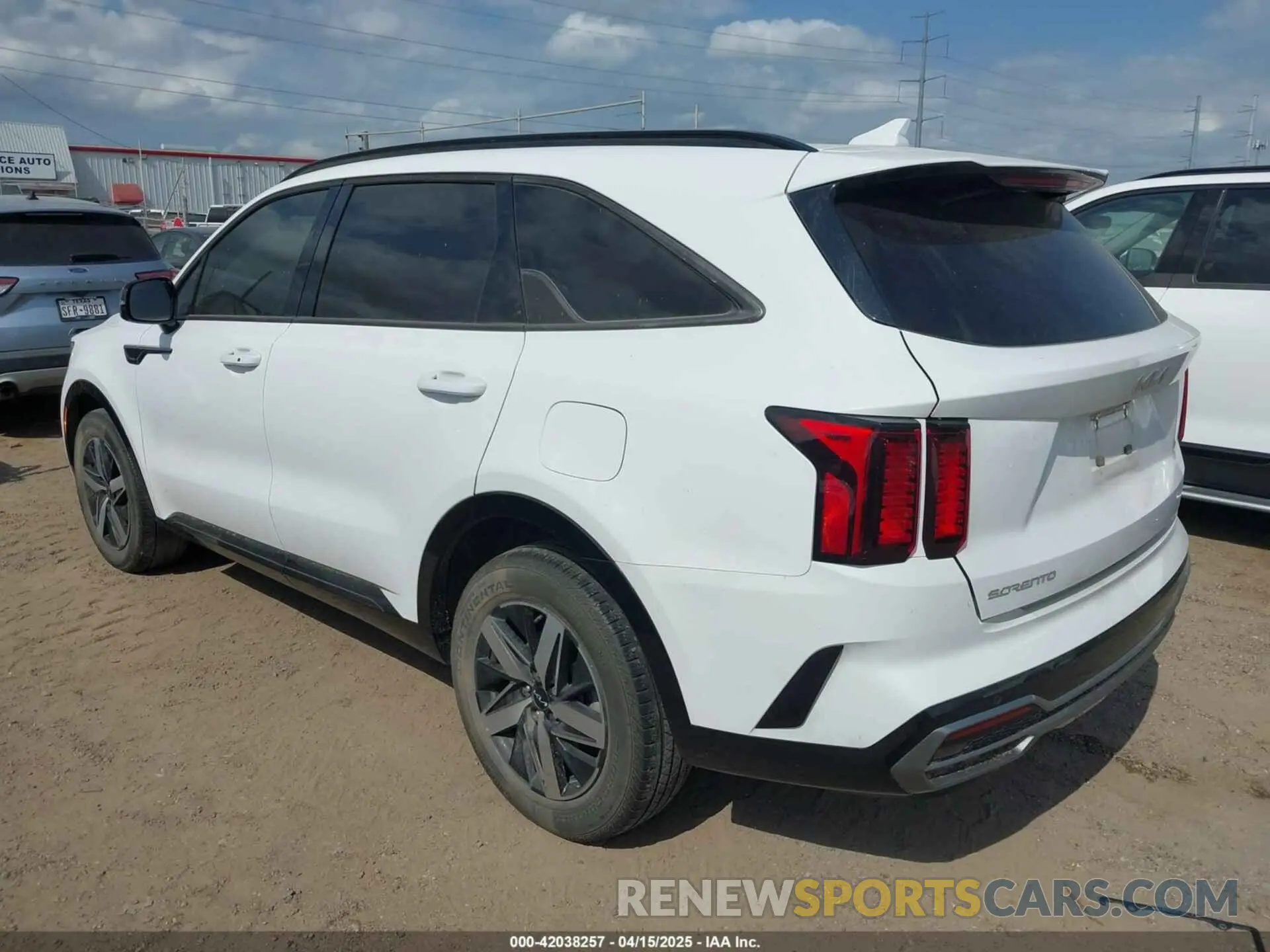 3 fotografías del automóvil dañado 5XYRL4LC5PG161914 KIA SORENTO 2023
