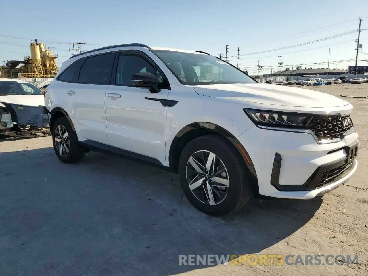 4 fotografías del automóvil dañado 5XYRL4LC5PG208066 KIA SORENTO 2023