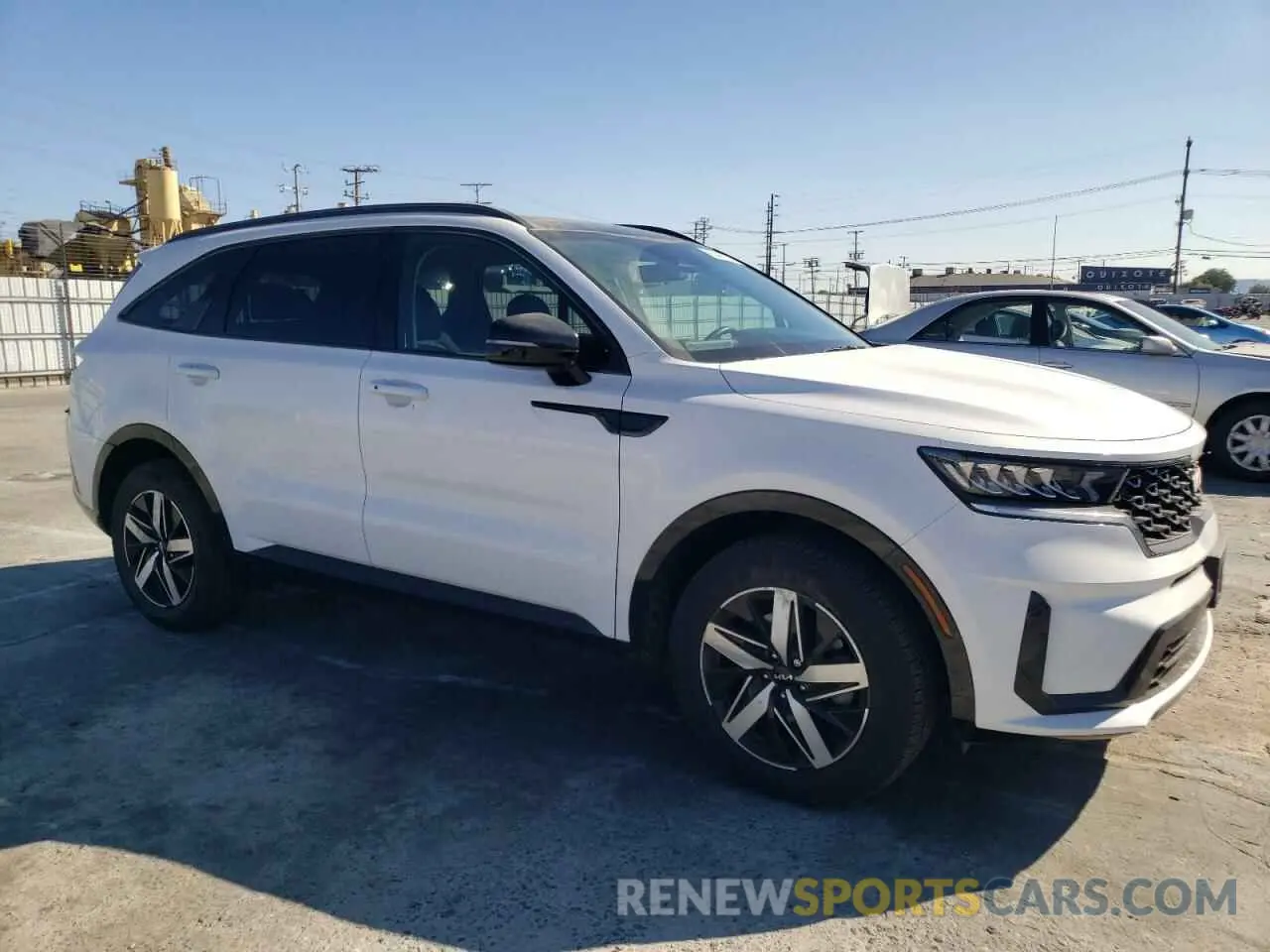 4 fotografías del automóvil dañado 5XYRL4LC6PG237947 KIA SORENTO 2023