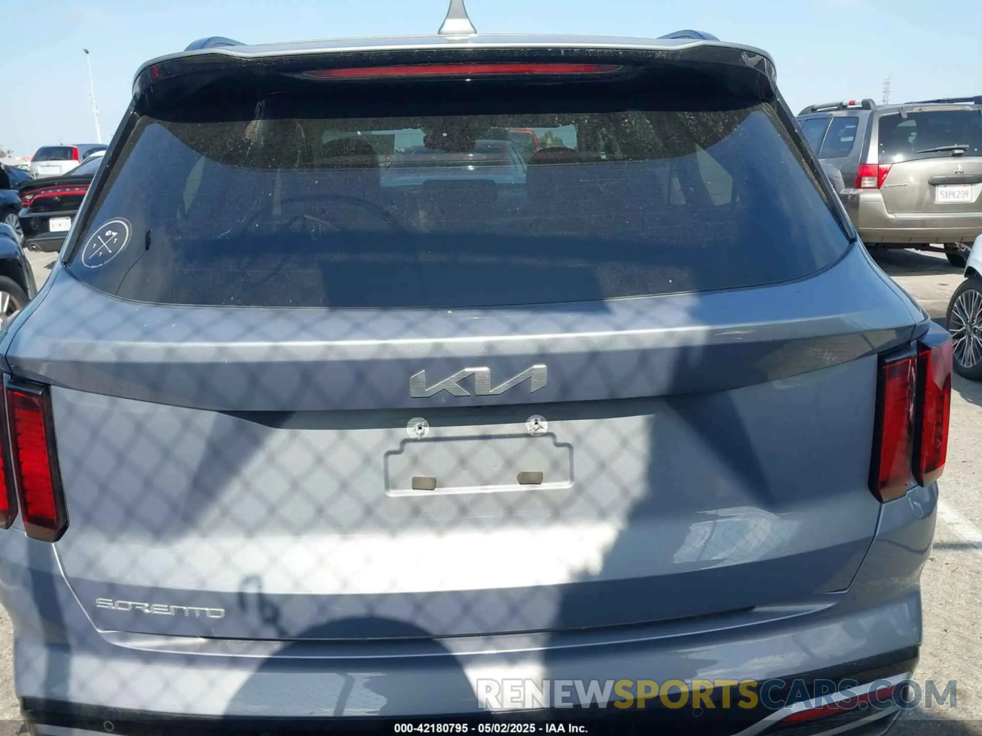 16 fotografías del automóvil dañado 5XYRL4LC6PG245613 KIA SORENTO 2023
