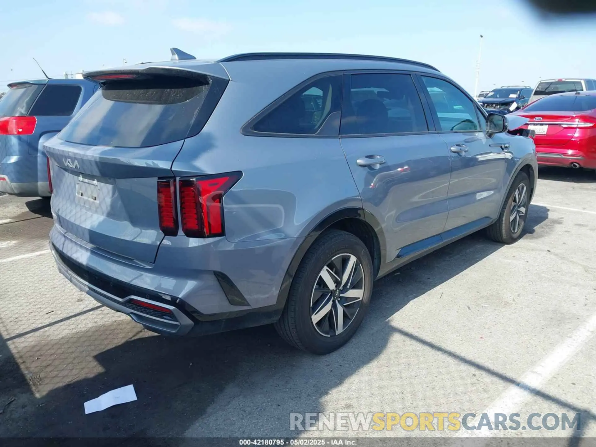 4 fotografías del automóvil dañado 5XYRL4LC6PG245613 KIA SORENTO 2023