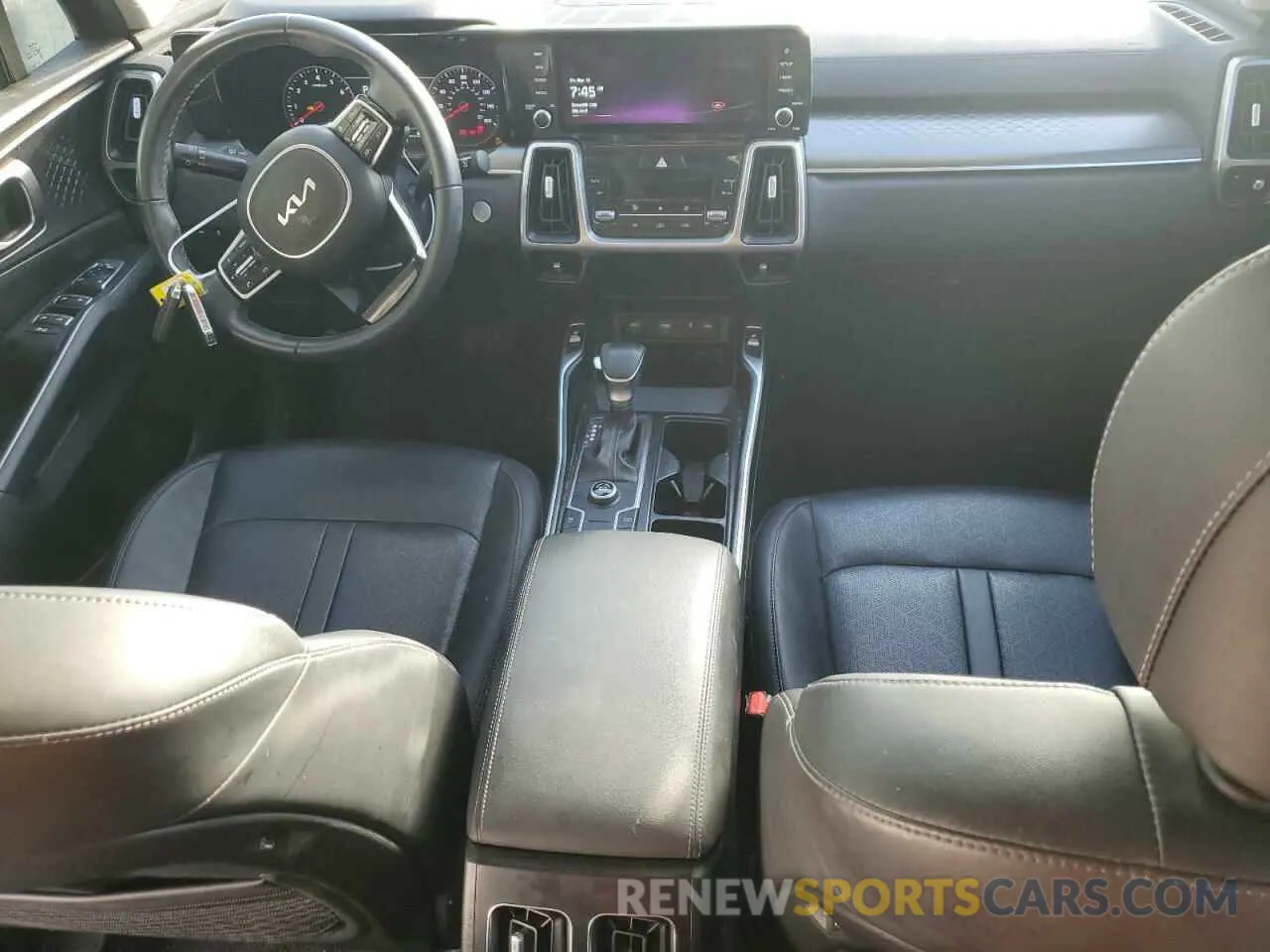 8 fotografías del automóvil dañado 5XYRL4LC8PG170977 KIA SORENTO 2023