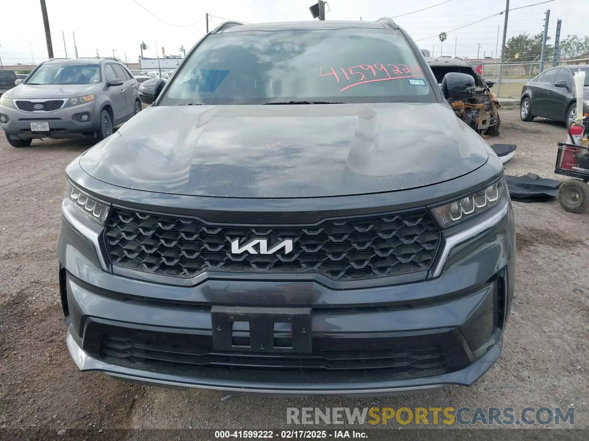 13 fotografías del automóvil dañado 5XYRL4LC8PG246777 KIA SORENTO 2023