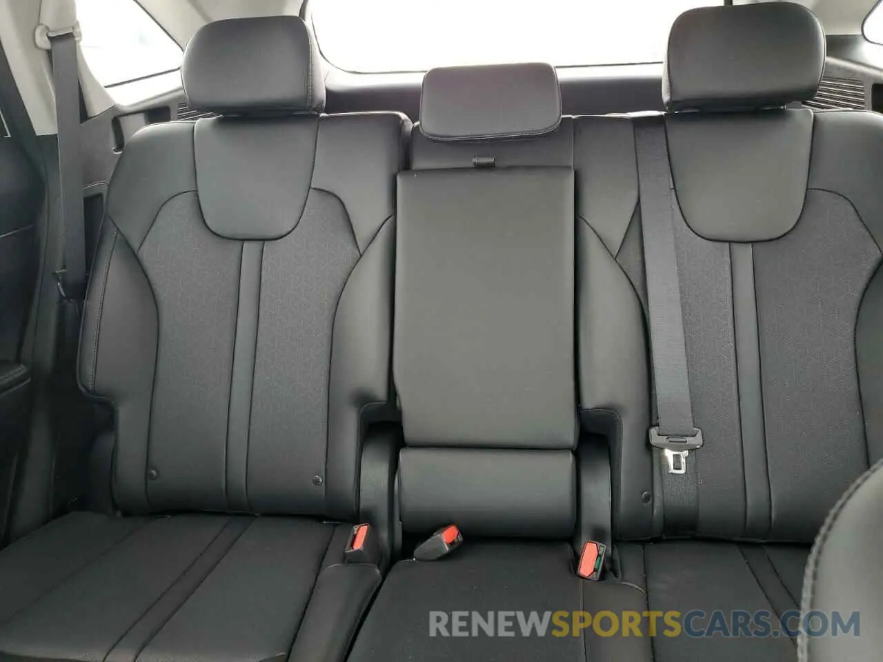 10 fotografías del automóvil dañado 5XYRL4LC9PG216851 KIA SORENTO 2023