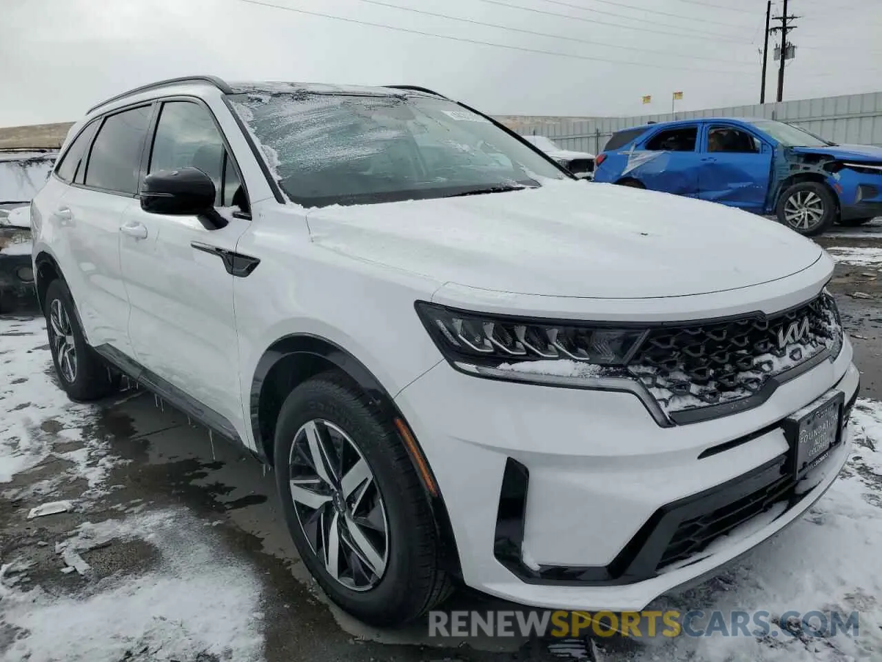 4 fotografías del automóvil dañado 5XYRL4LC9PG216851 KIA SORENTO 2023