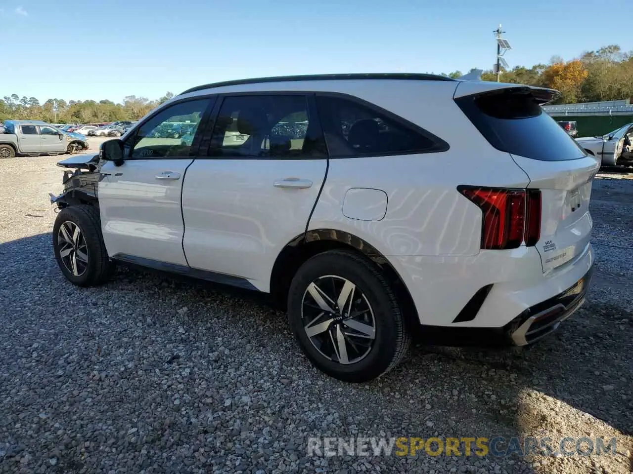 2 fotografías del automóvil dañado 5XYRL4LCXPG227664 KIA SORENTO 2023