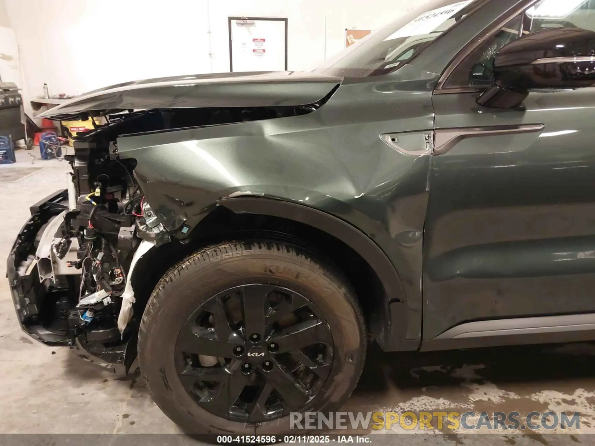 19 fotografías del automóvil dañado 5XYRLDLC8PG220664 KIA SORENTO 2023