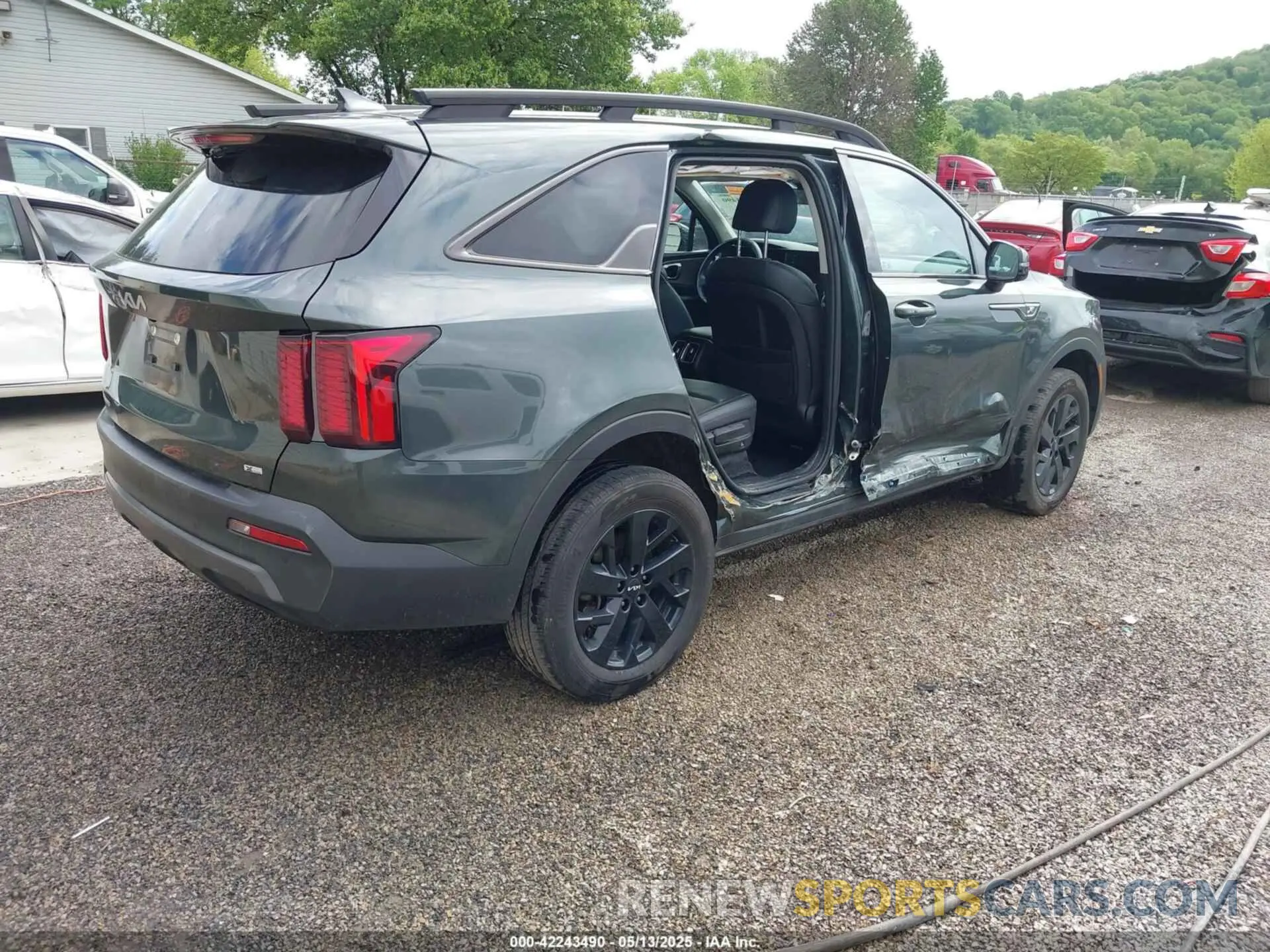 4 fotografías del automóvil dañado 5XYRLDLC9PG230491 KIA SORENTO 2023