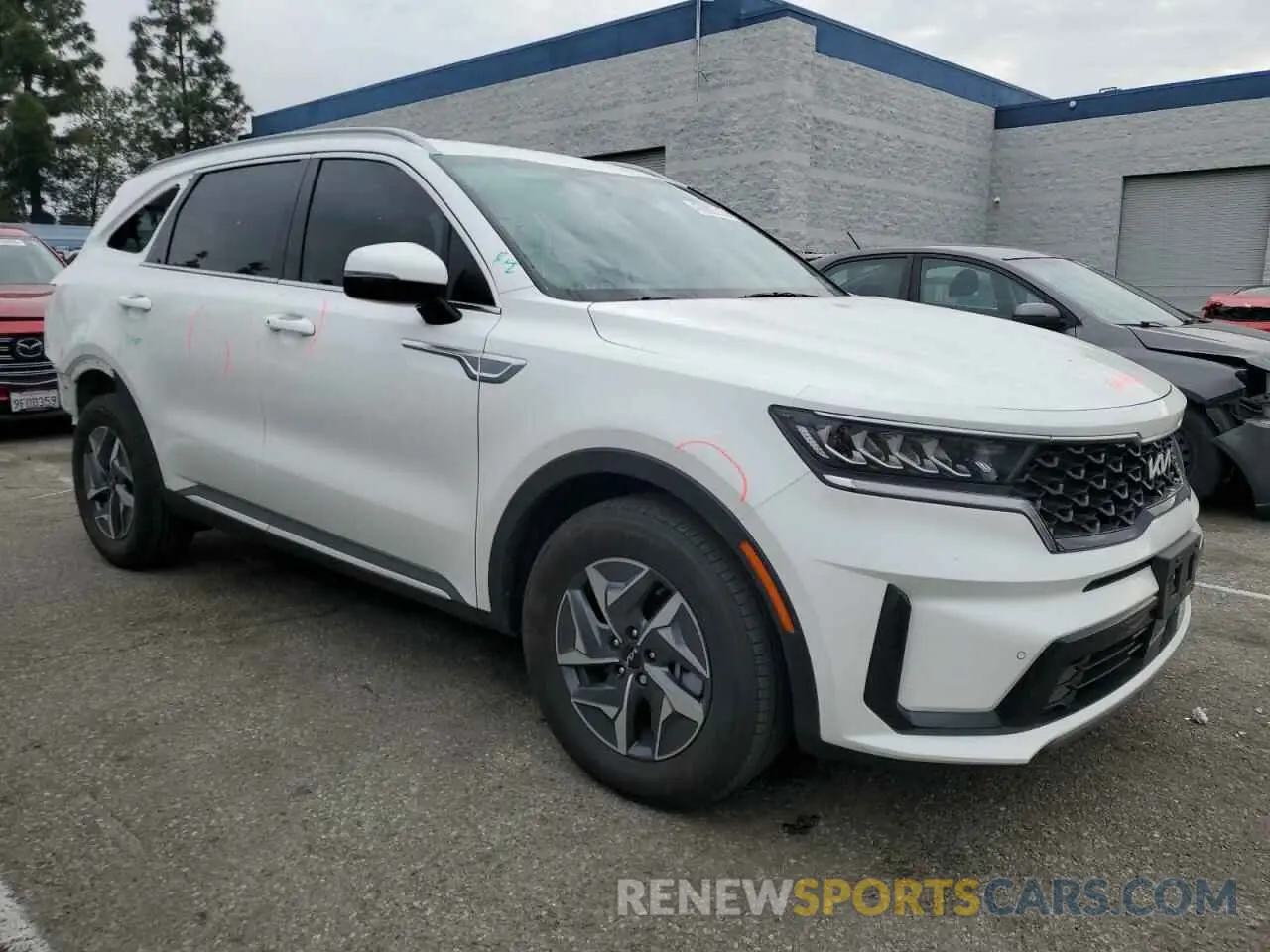 4 fotografías del automóvil dañado KNDRH4LG8P5225991 KIA SORENTO 2023