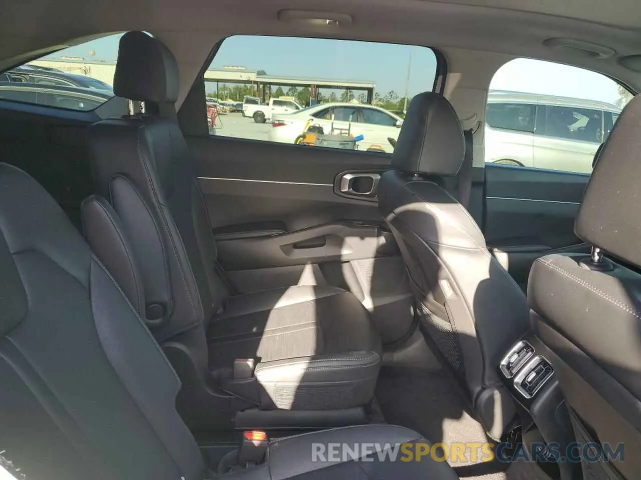 12 fotografías del automóvil dañado 5XYRH4JF3RG287657 KIA SORENTO 2024