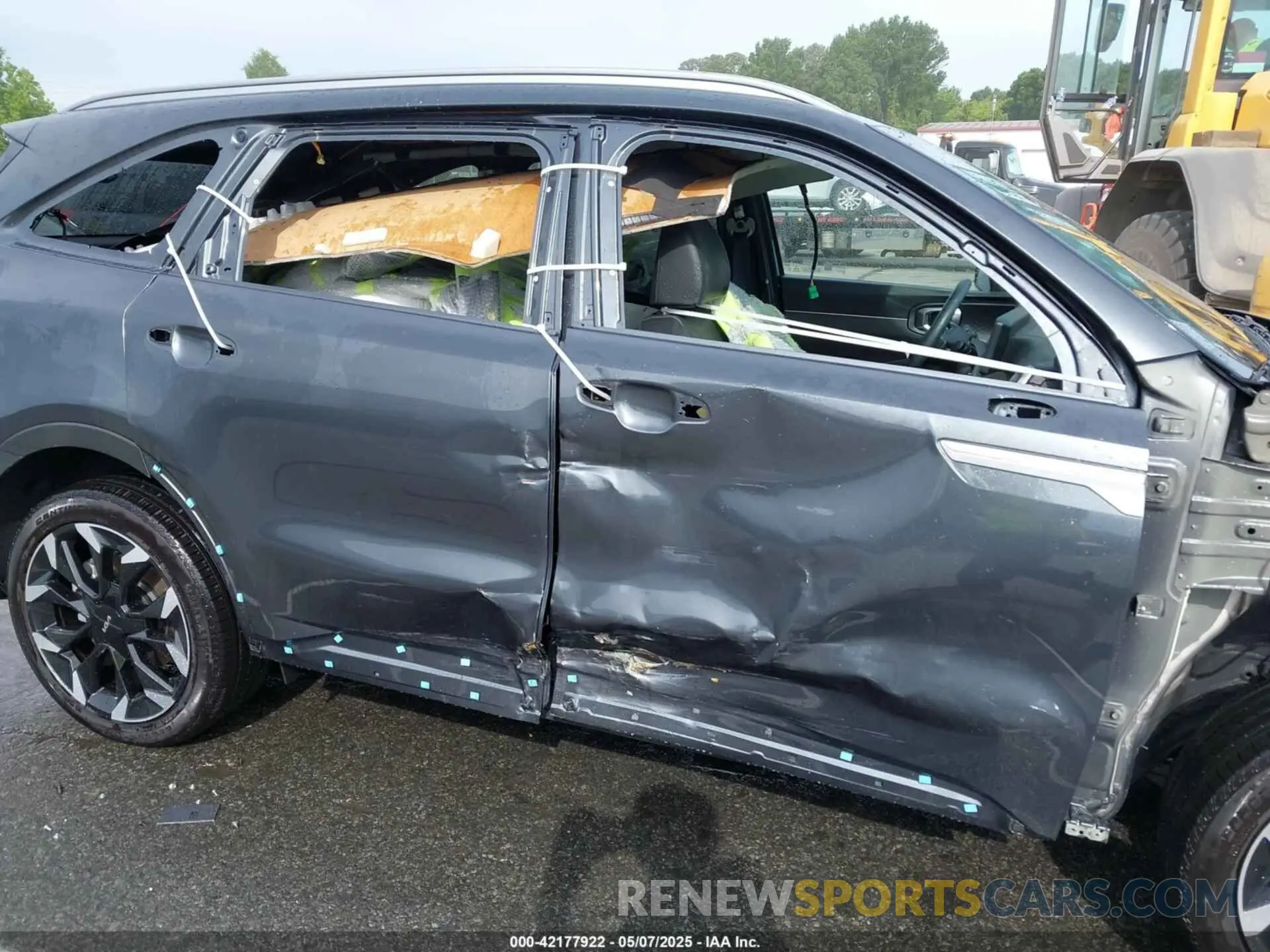 14 fotografías del automóvil dañado 5XYRH4JF7RG298595 KIA SORENTO 2024