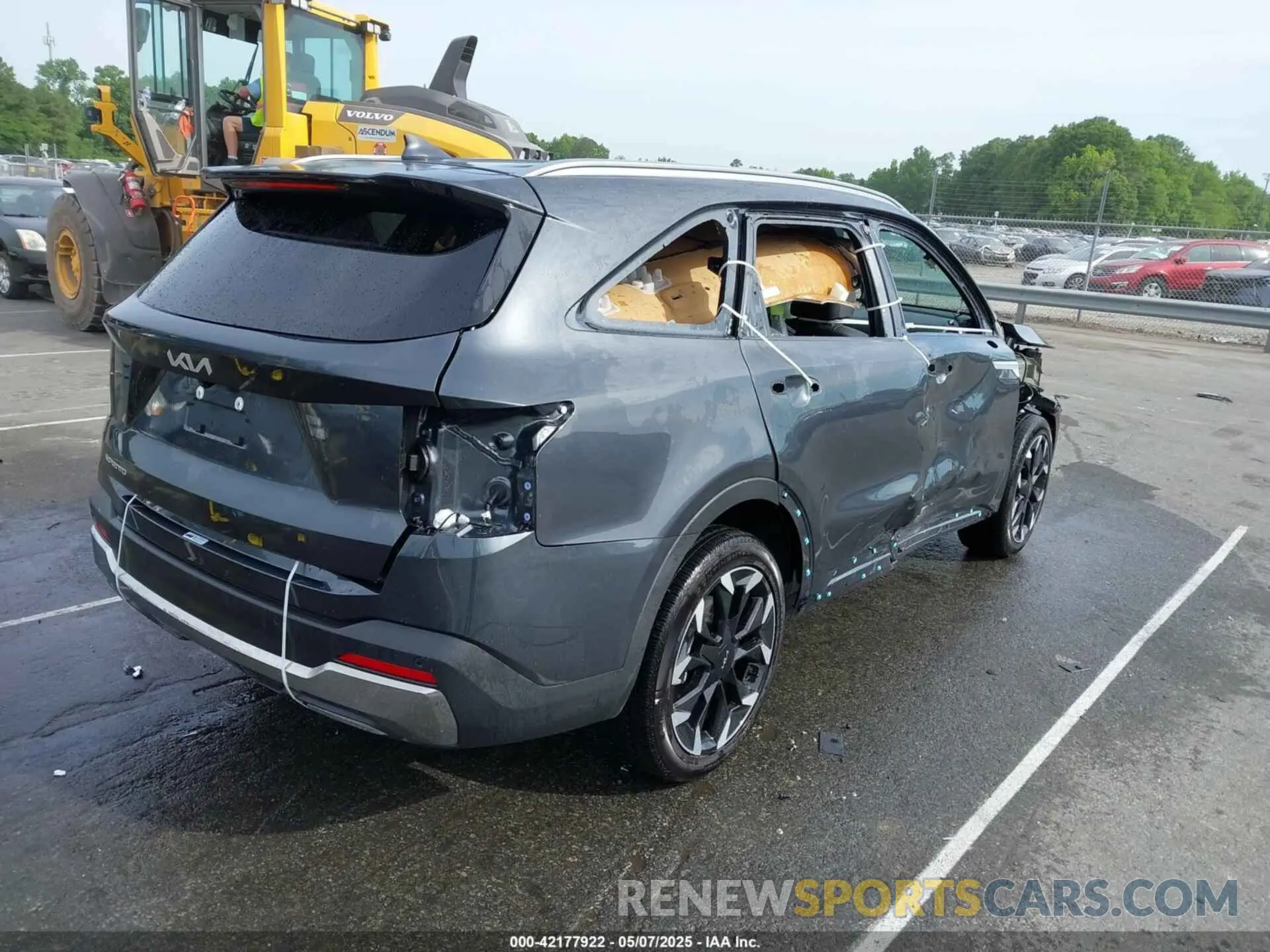 4 fotografías del automóvil dañado 5XYRH4JF7RG298595 KIA SORENTO 2024