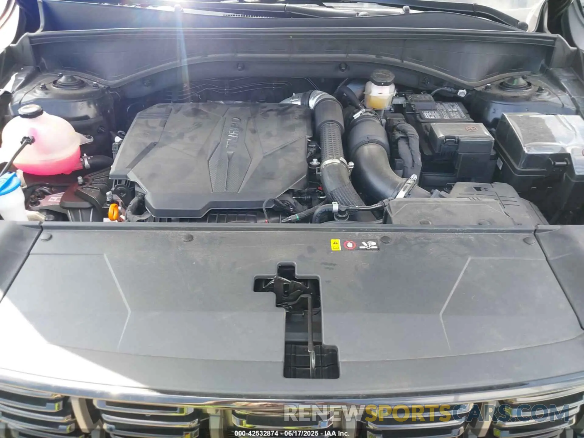 10 fotografías del automóvil dañado 5XYRHDJF5RG256989 KIA SORENTO 2024