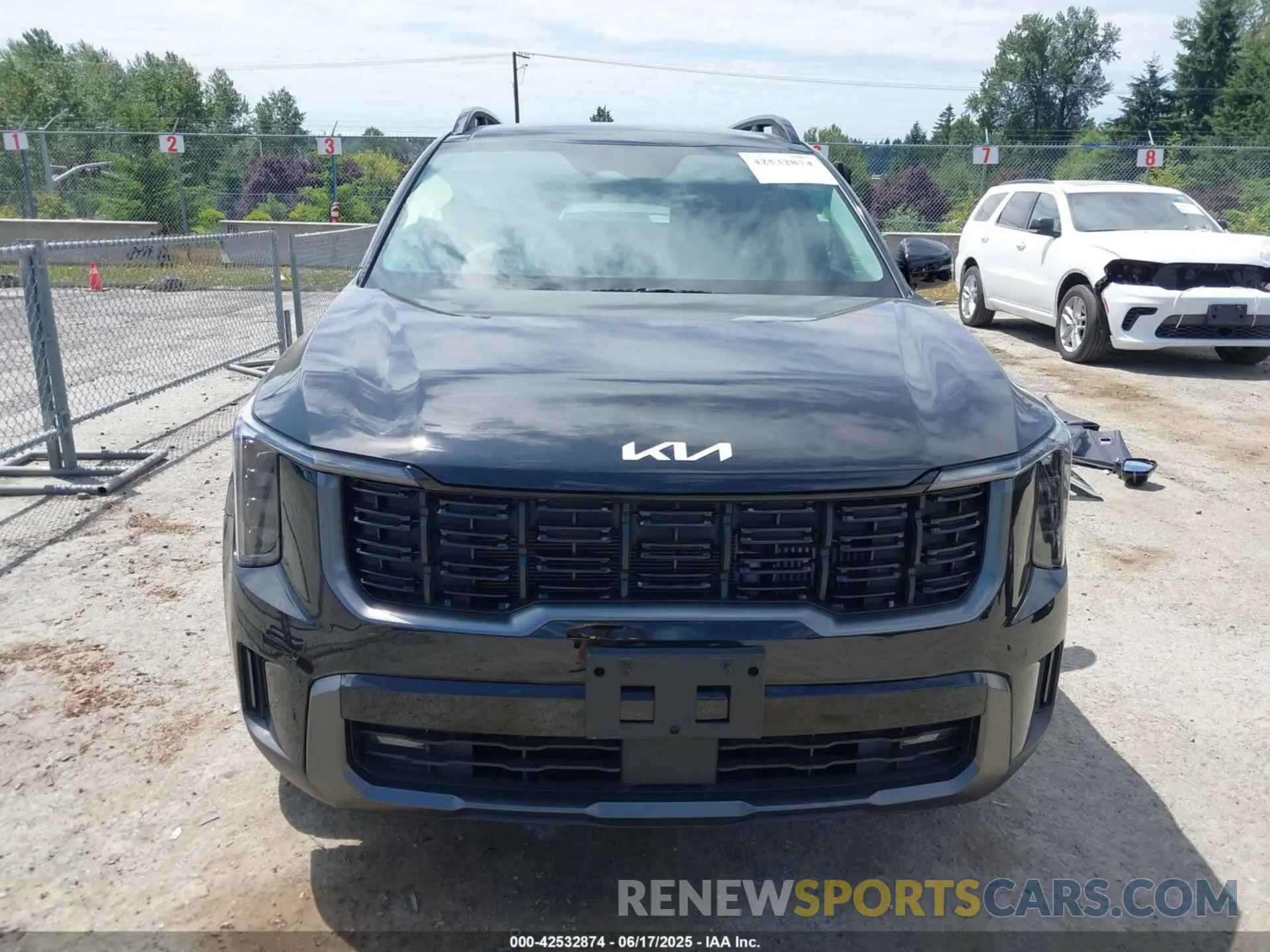 13 fotografías del automóvil dañado 5XYRHDJF5RG256989 KIA SORENTO 2024