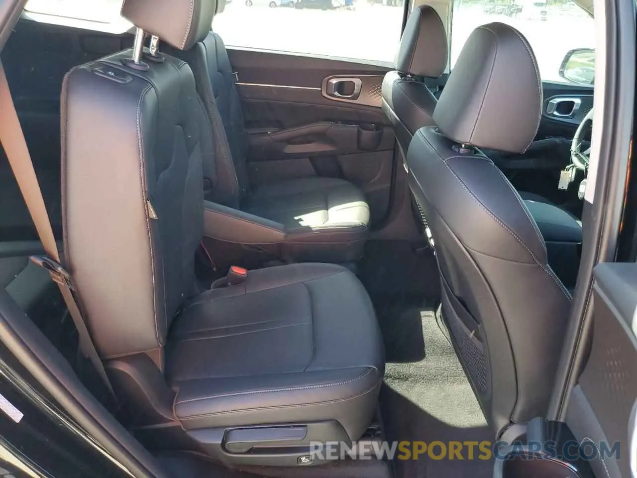 11 fotografías del automóvil dañado 5XYRK4JF1RG303162 KIA SORENTO 2024