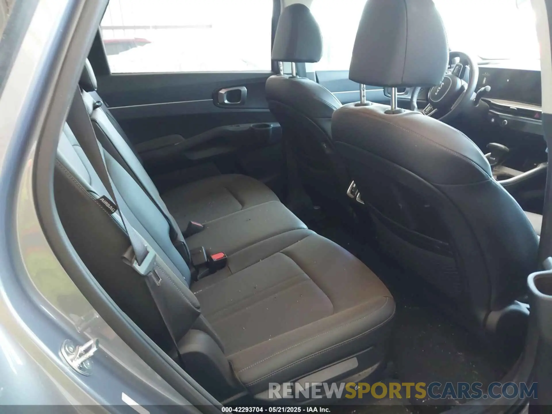 8 fotografías del automóvil dañado 5XYRL4JC3RG263234 KIA SORENTO 2024