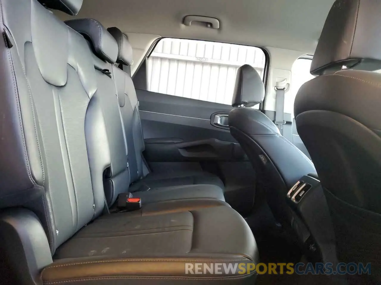 11 fotografías del automóvil dañado 5XYRL4JC3RG291079 KIA SORENTO 2024