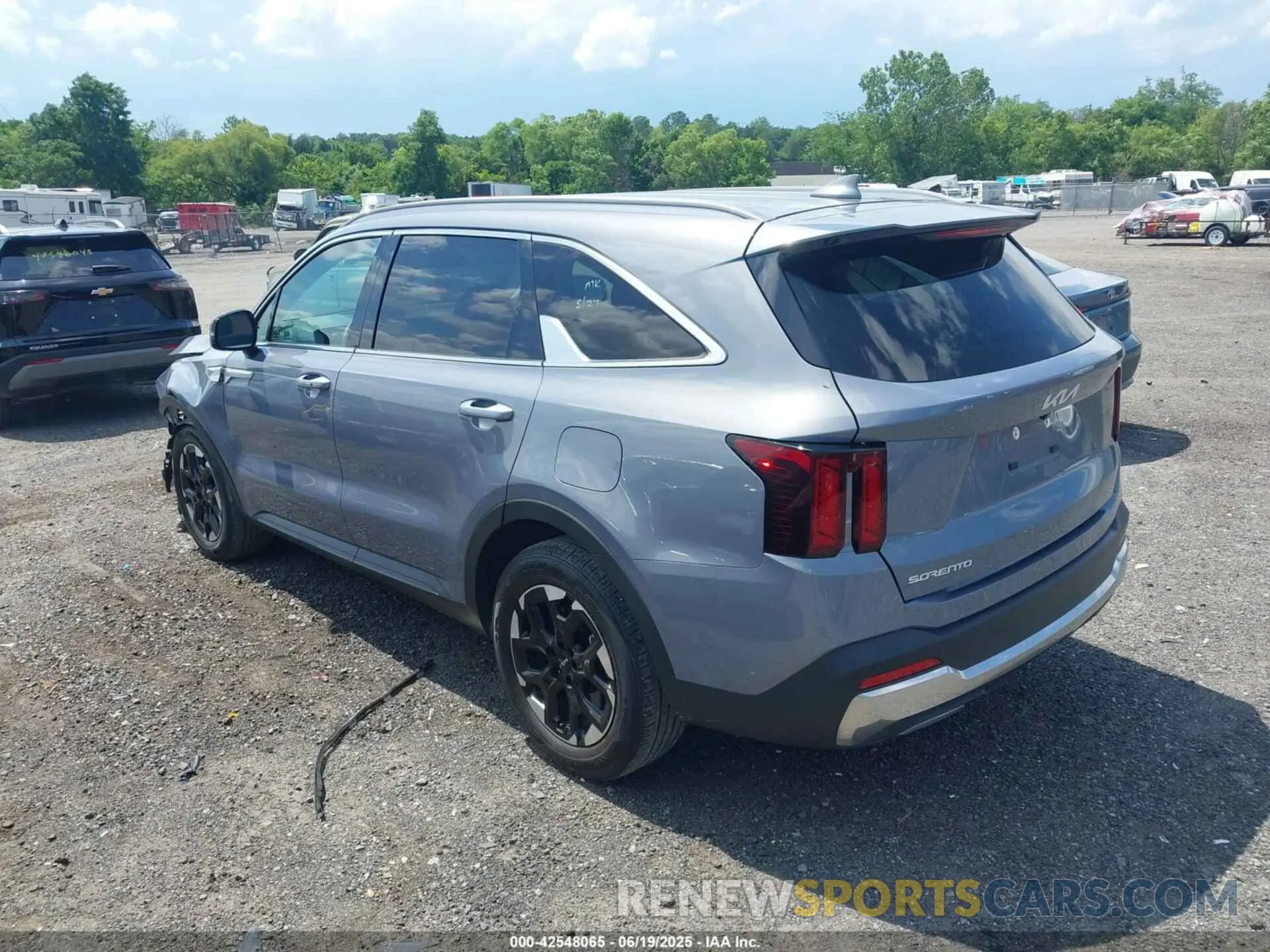 3 fotografías del automóvil dañado 5XYRL4JC6RG283378 KIA SORENTO 2024