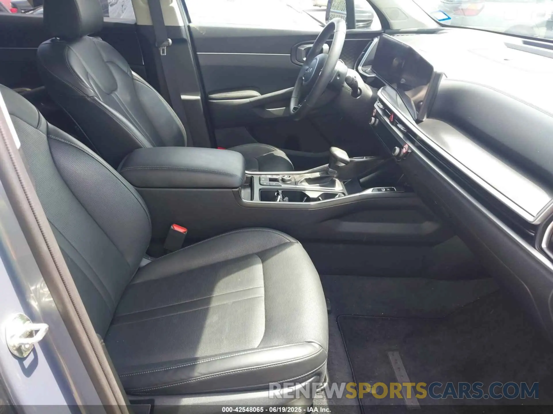 5 fotografías del automóvil dañado 5XYRL4JC6RG283378 KIA SORENTO 2024
