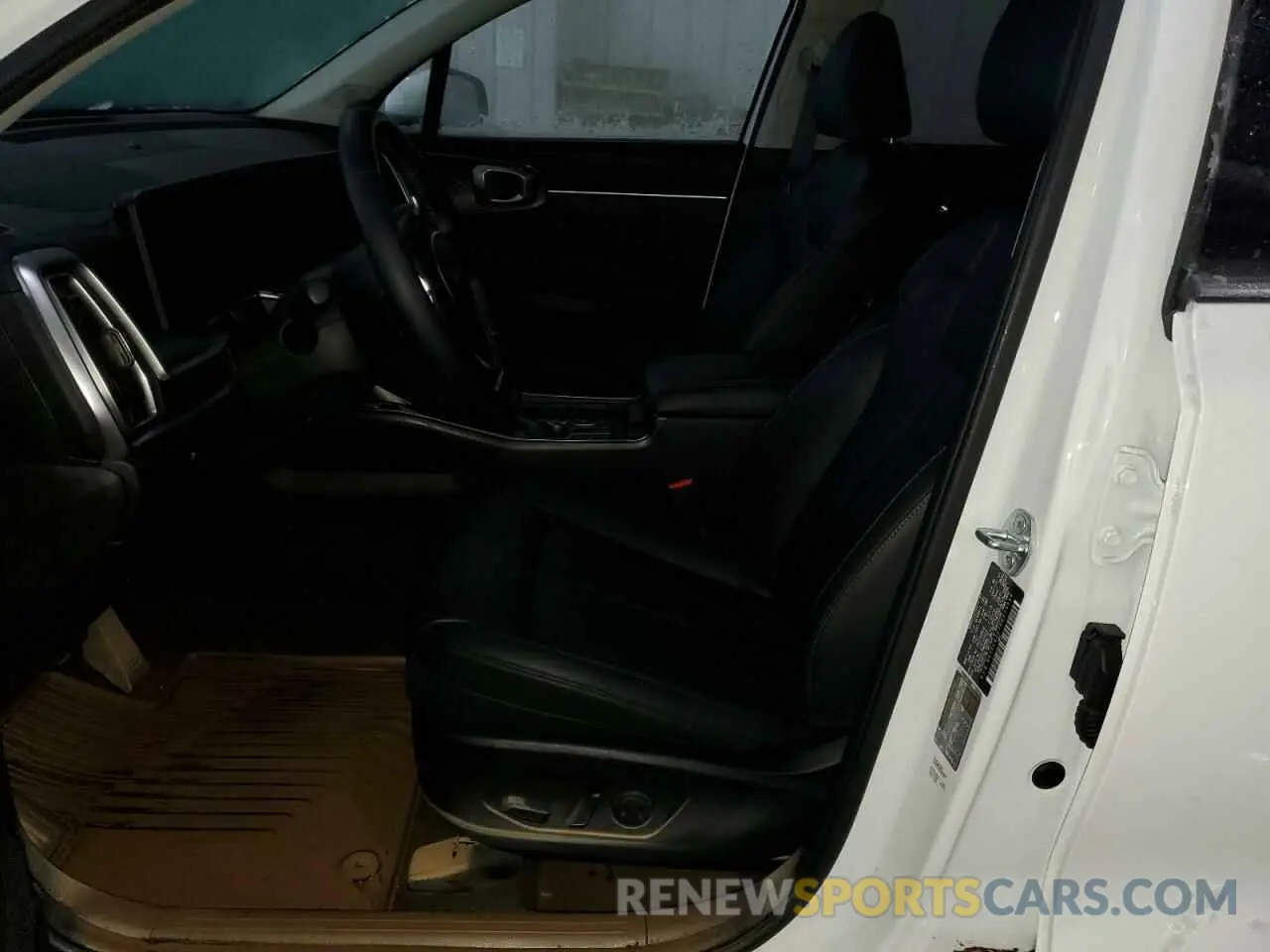 7 fotografías del automóvil dañado 5XYRL4JC7RG275564 KIA SORENTO 2024