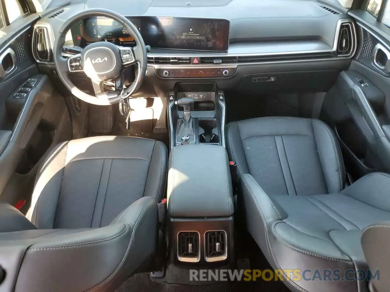 8 fotografías del automóvil dañado 5XYRL4JC8RG301220 KIA SORENTO 2024