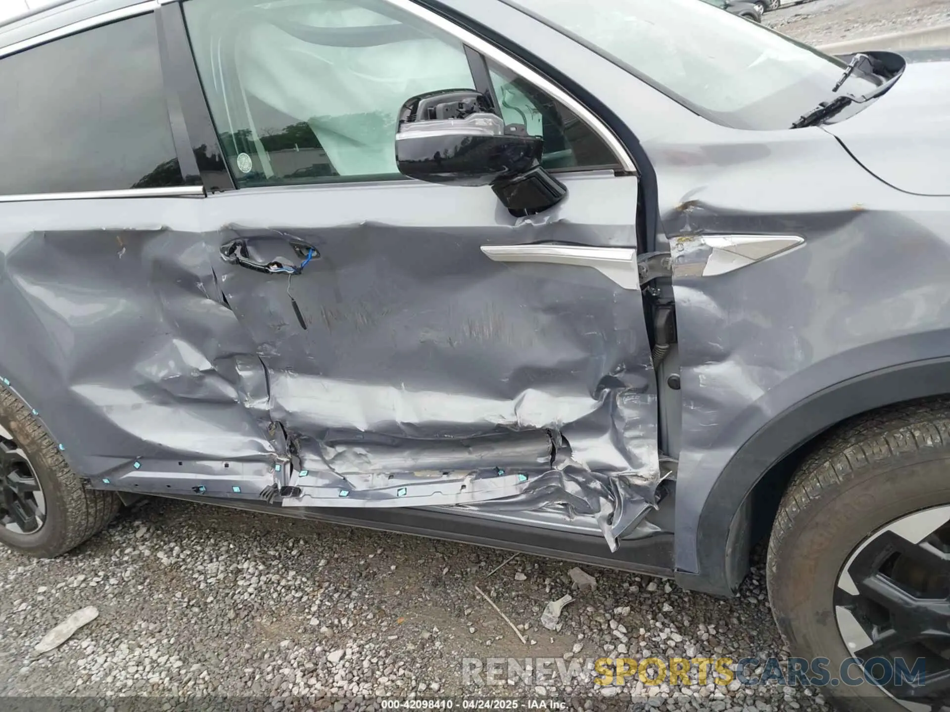 19 fotografías del automóvil dañado 5XYRL4JC9RG290762 KIA SORENTO 2024