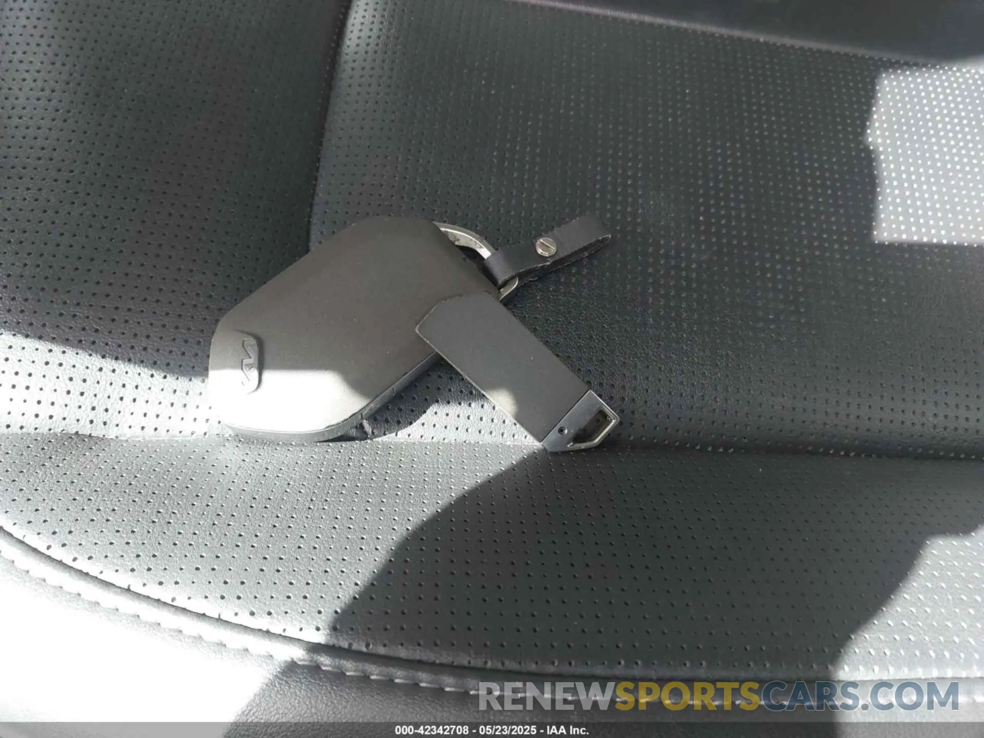 11 fotografías del automóvil dañado 5XYRL4JCXRG255938 KIA SORENTO 2024