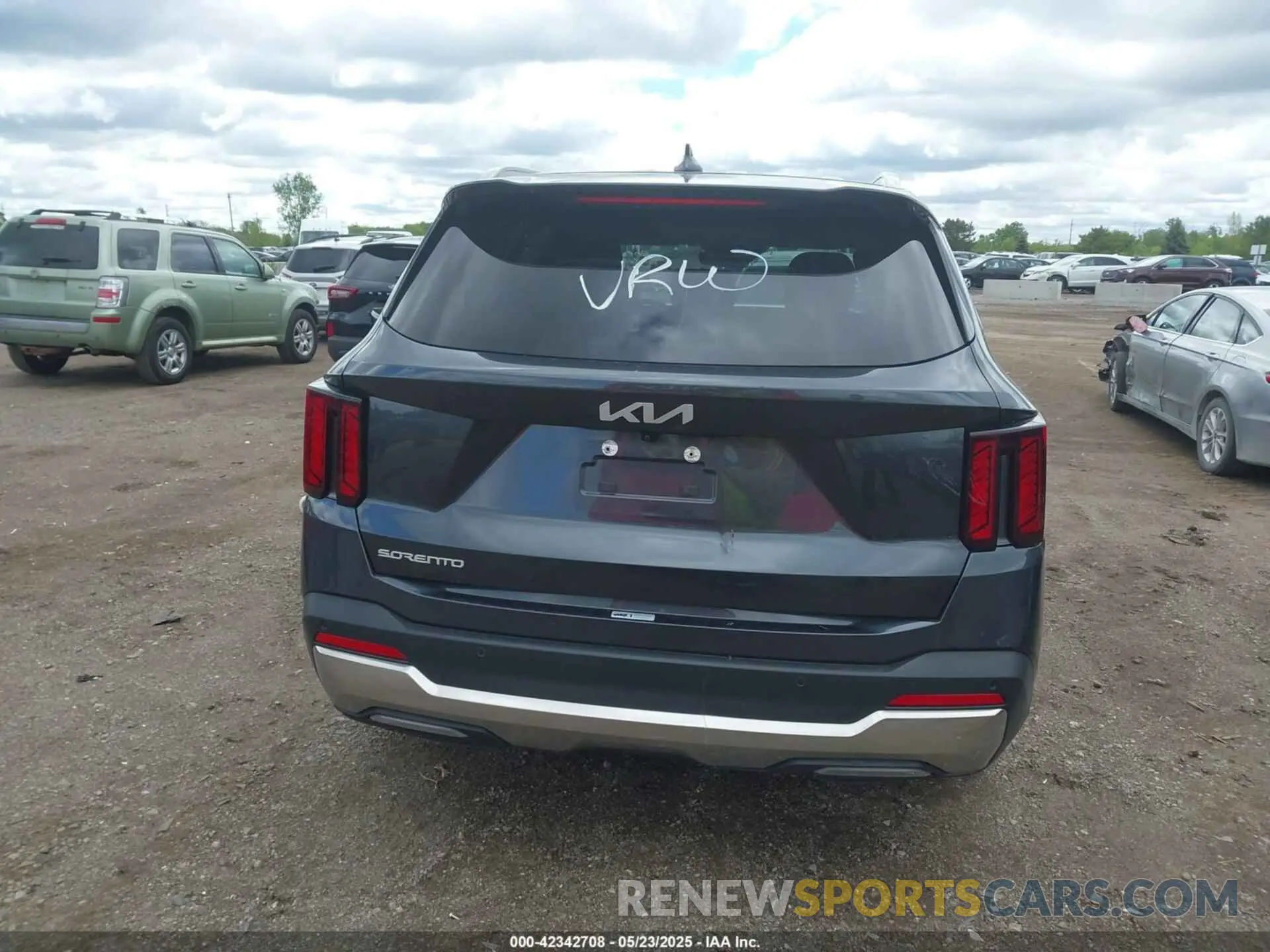 16 fotografías del automóvil dañado 5XYRL4JCXRG255938 KIA SORENTO 2024