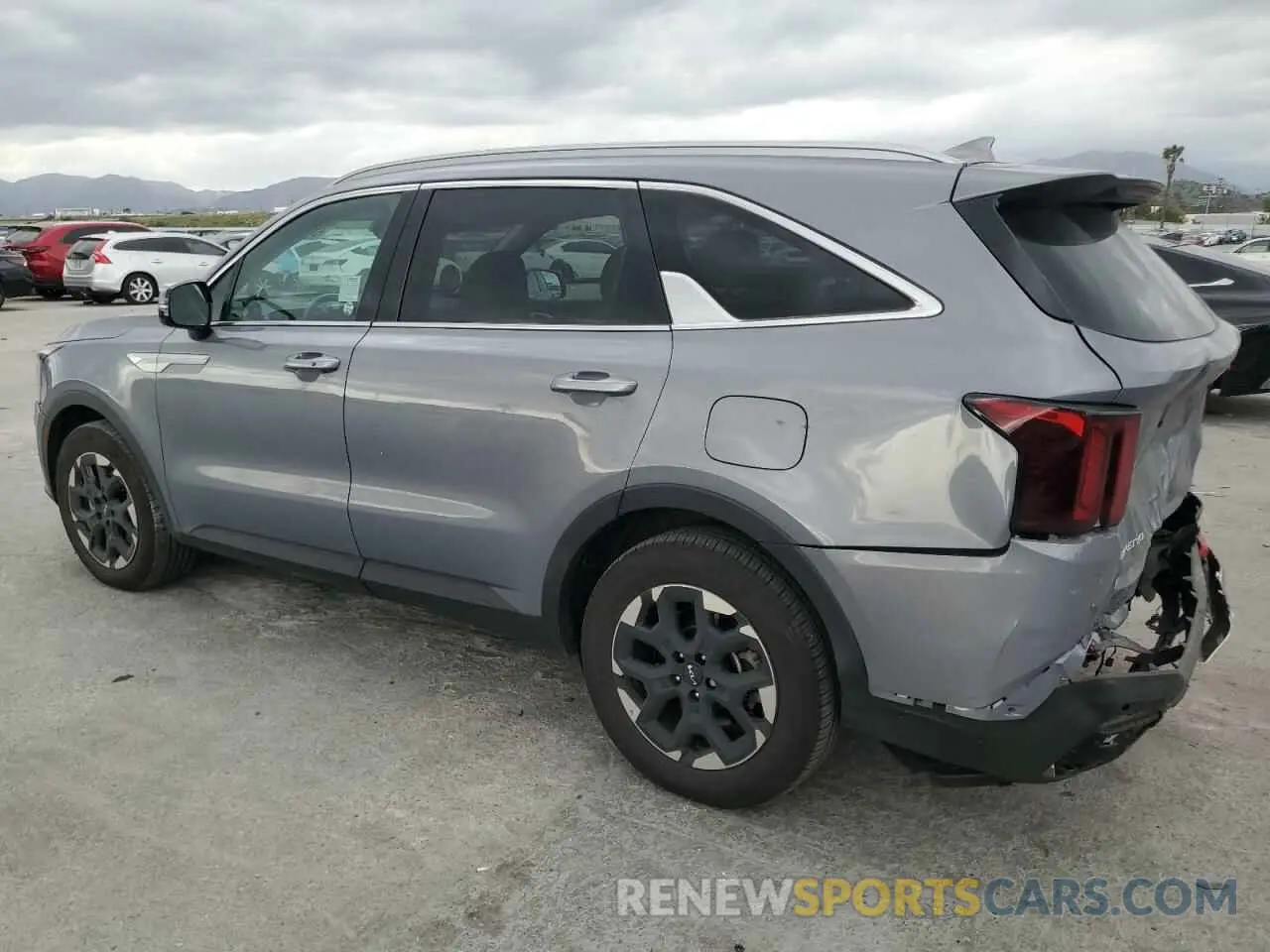2 fotografías del automóvil dañado 5XYRL4JCXRG277700 KIA SORENTO 2024