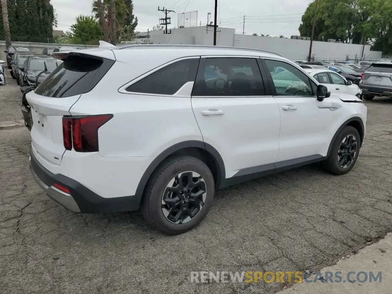 3 fotografías del automóvil dañado 5XYRLDJC0RG261215 KIA SORENTO 2024