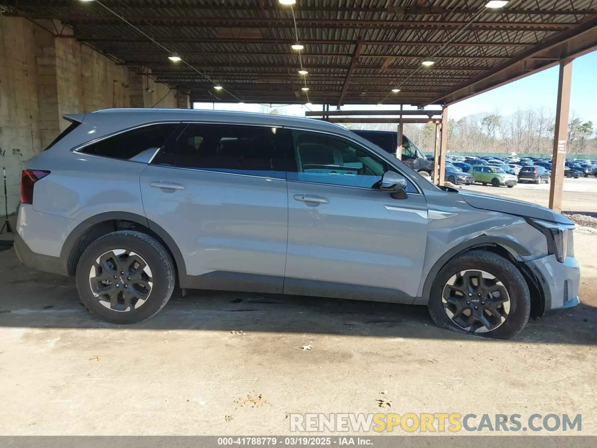 13 fotografías del automóvil dañado 5XYRLDJC0RG281593 KIA SORENTO 2024
