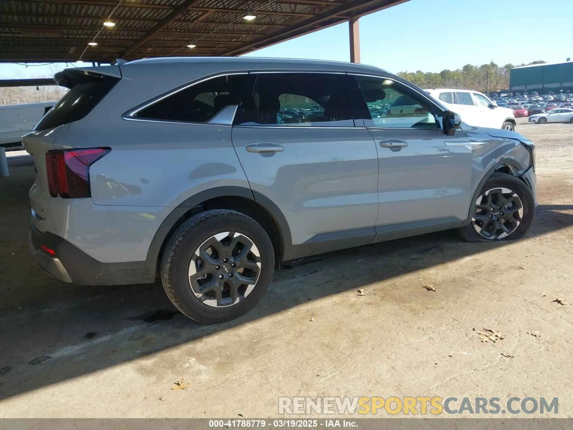 4 fotografías del automóvil dañado 5XYRLDJC0RG281593 KIA SORENTO 2024