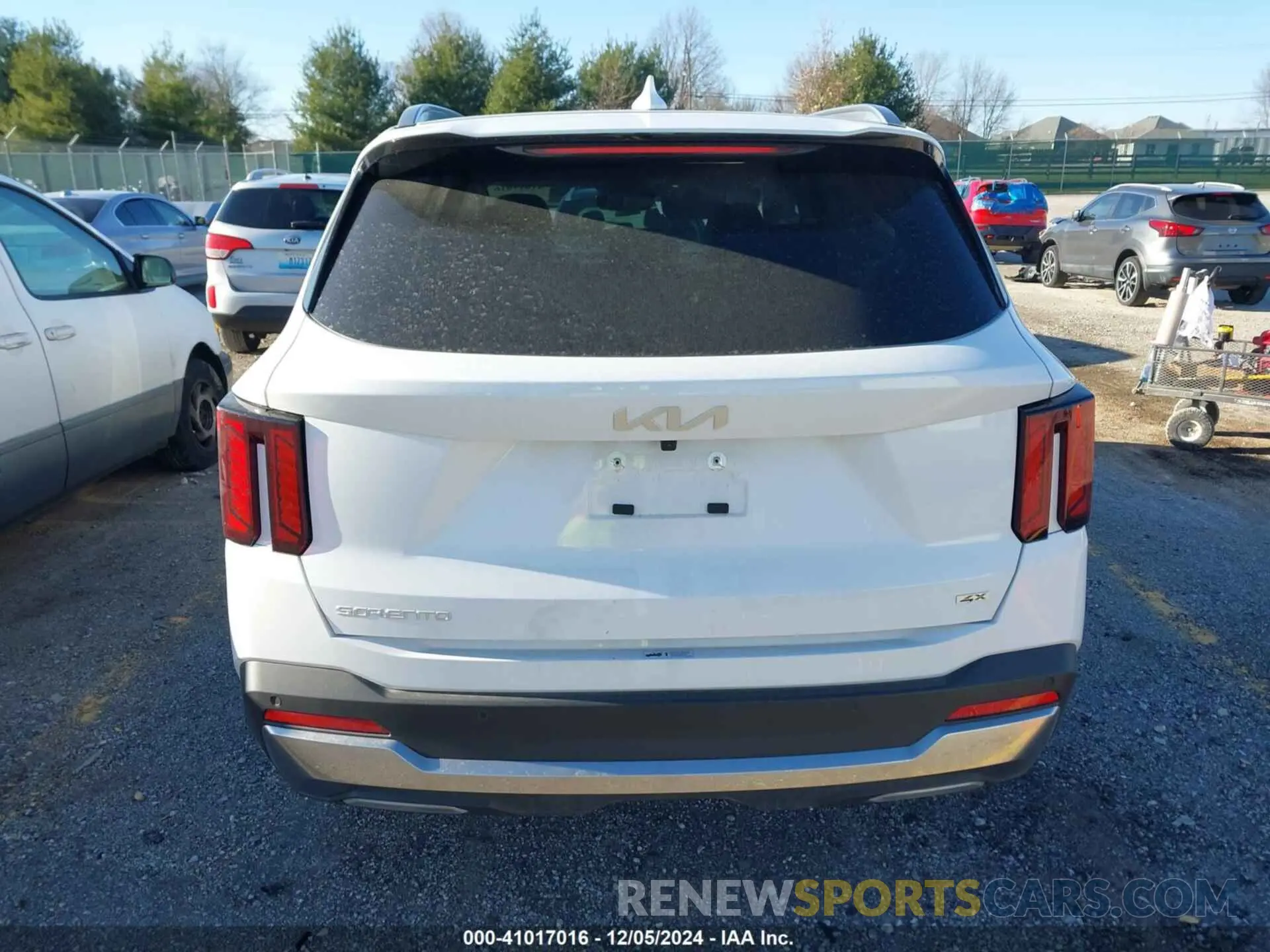 16 fotografías del automóvil dañado 5XYRLDJC5RG281928 KIA SORENTO 2024