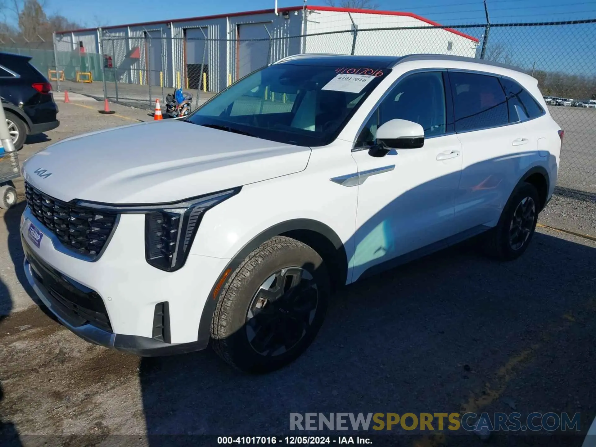 2 fotografías del automóvil dañado 5XYRLDJC5RG281928 KIA SORENTO 2024