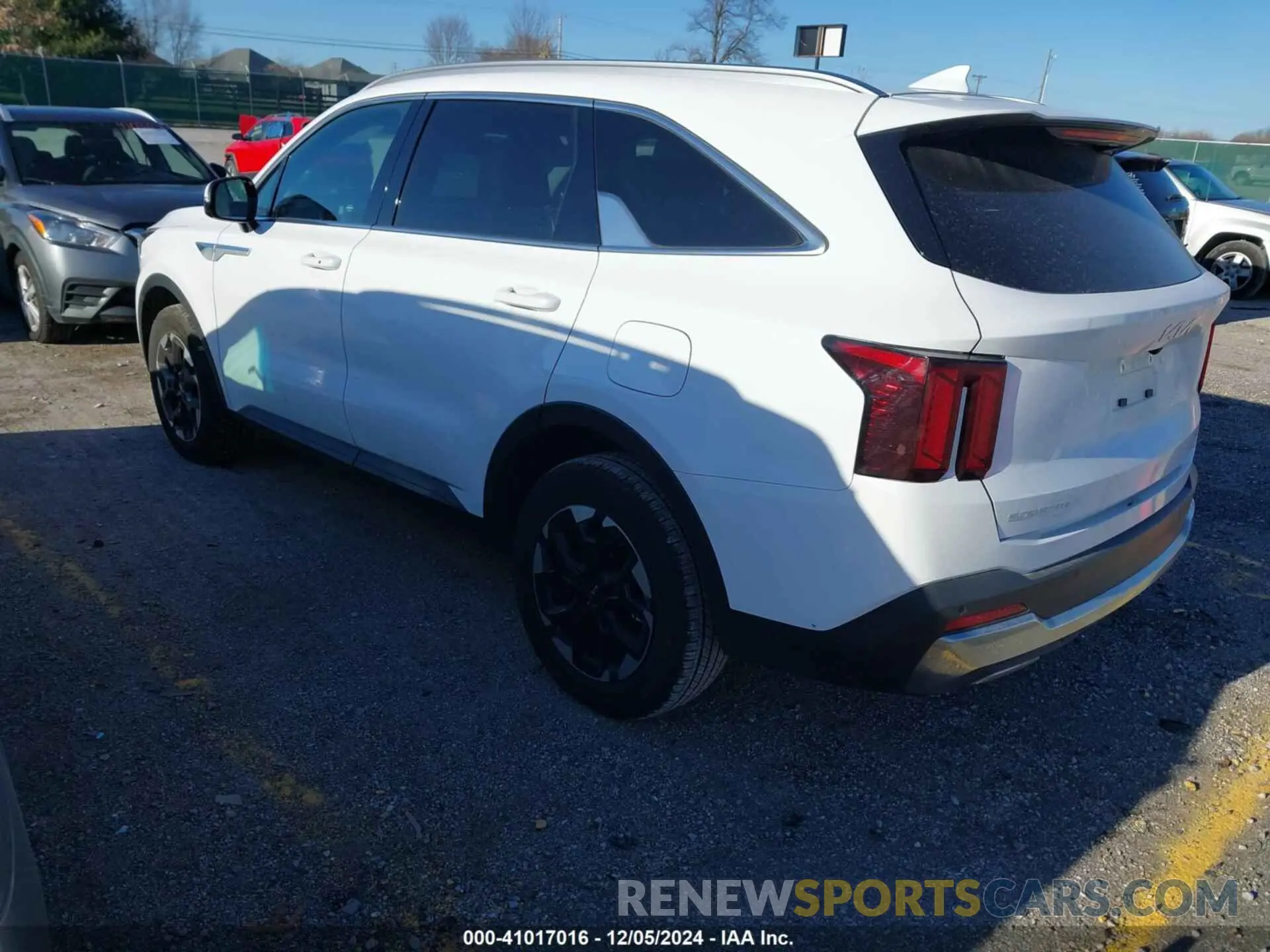 3 fotografías del automóvil dañado 5XYRLDJC5RG281928 KIA SORENTO 2024