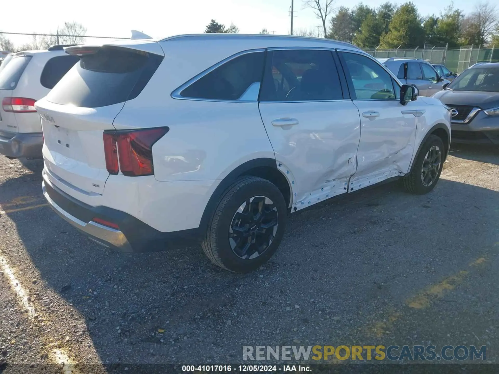 4 fotografías del automóvil dañado 5XYRLDJC5RG281928 KIA SORENTO 2024
