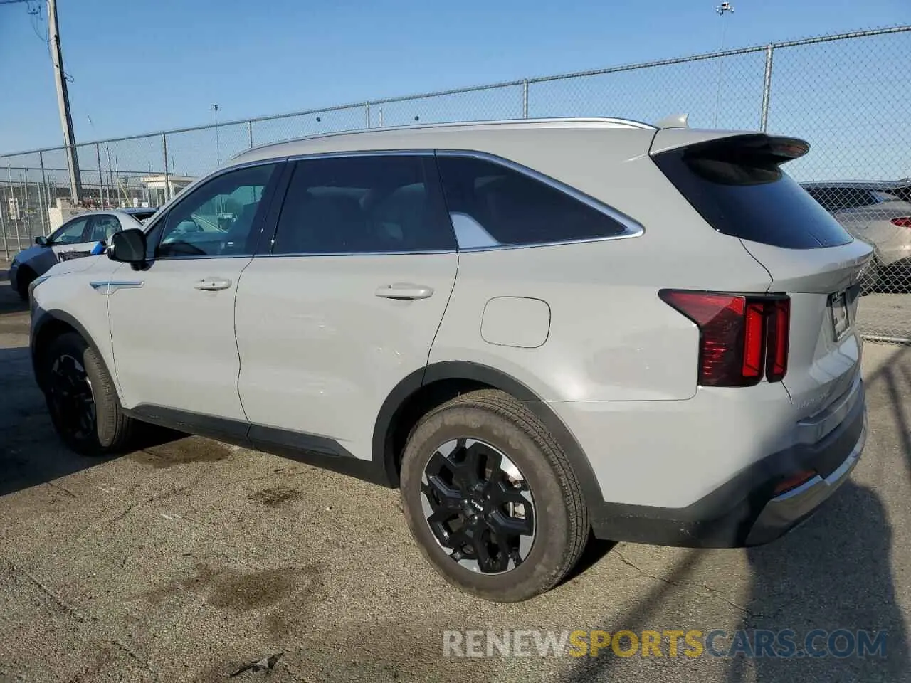 2 fotografías del automóvil dañado 5XYRLDJC5RG289186 KIA SORENTO 2024