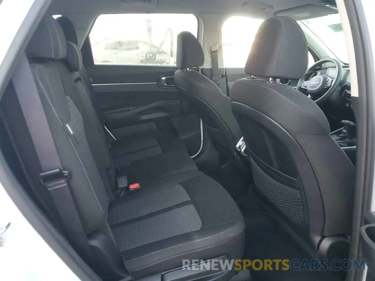 11 fotografías del automóvil dañado 5XYRG4JC5SG316722 KIA SORENTO 2025
