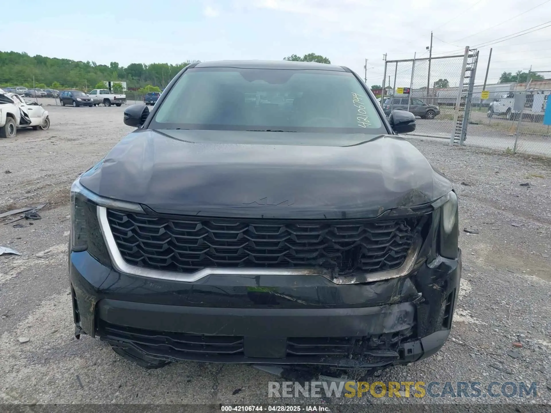 12 fotografías del automóvil dañado 5XYRG4JC5SG327607 KIA SORENTO 2025