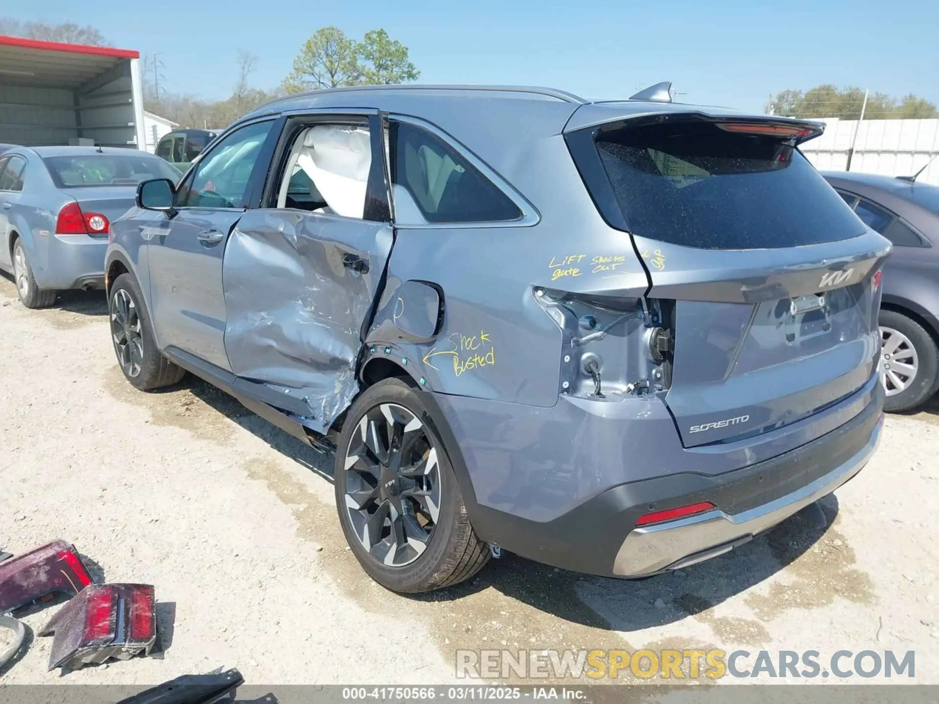 3 fotografías del automóvil dañado 5XYRH4JF9SG325771 KIA SORENTO 2025